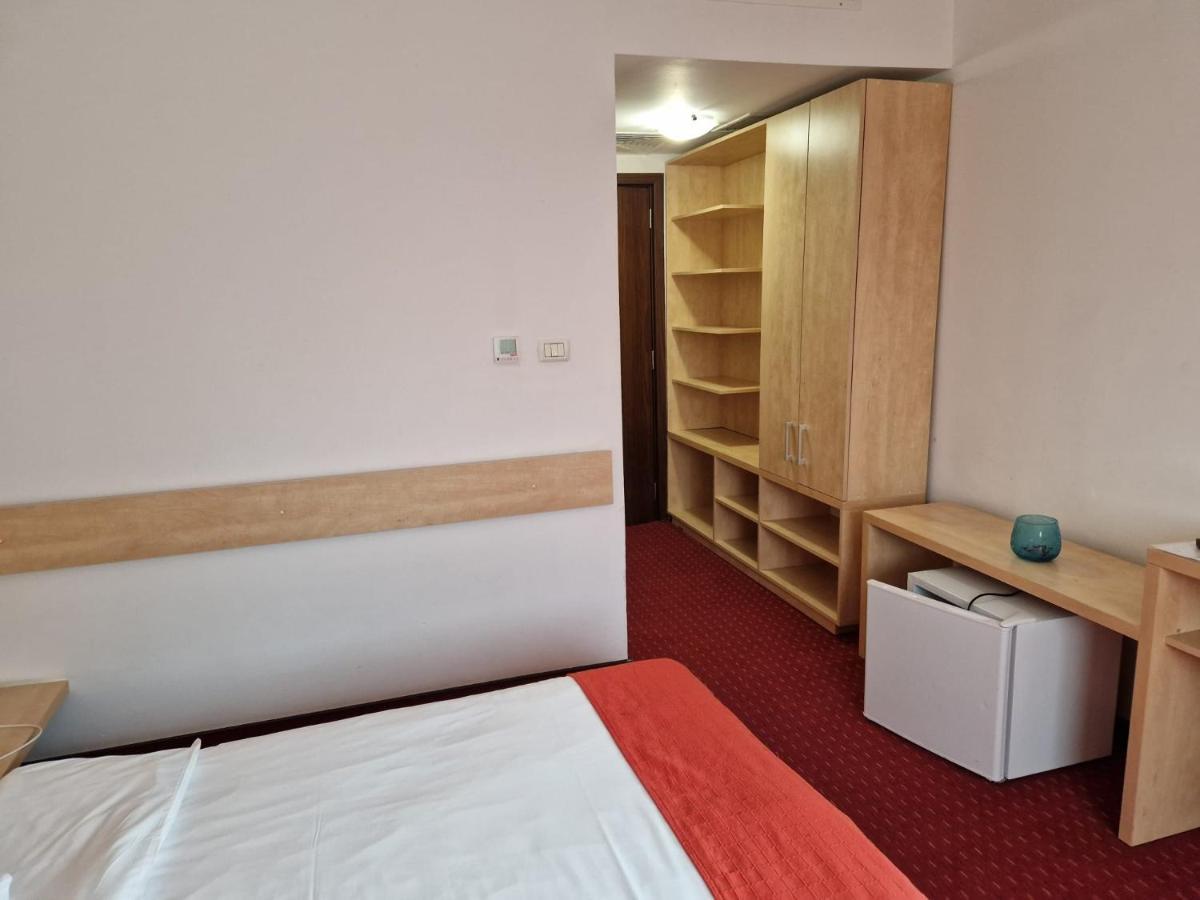 Pensiunea Carpe Diem Râmnicu Vâlcea Exterior foto