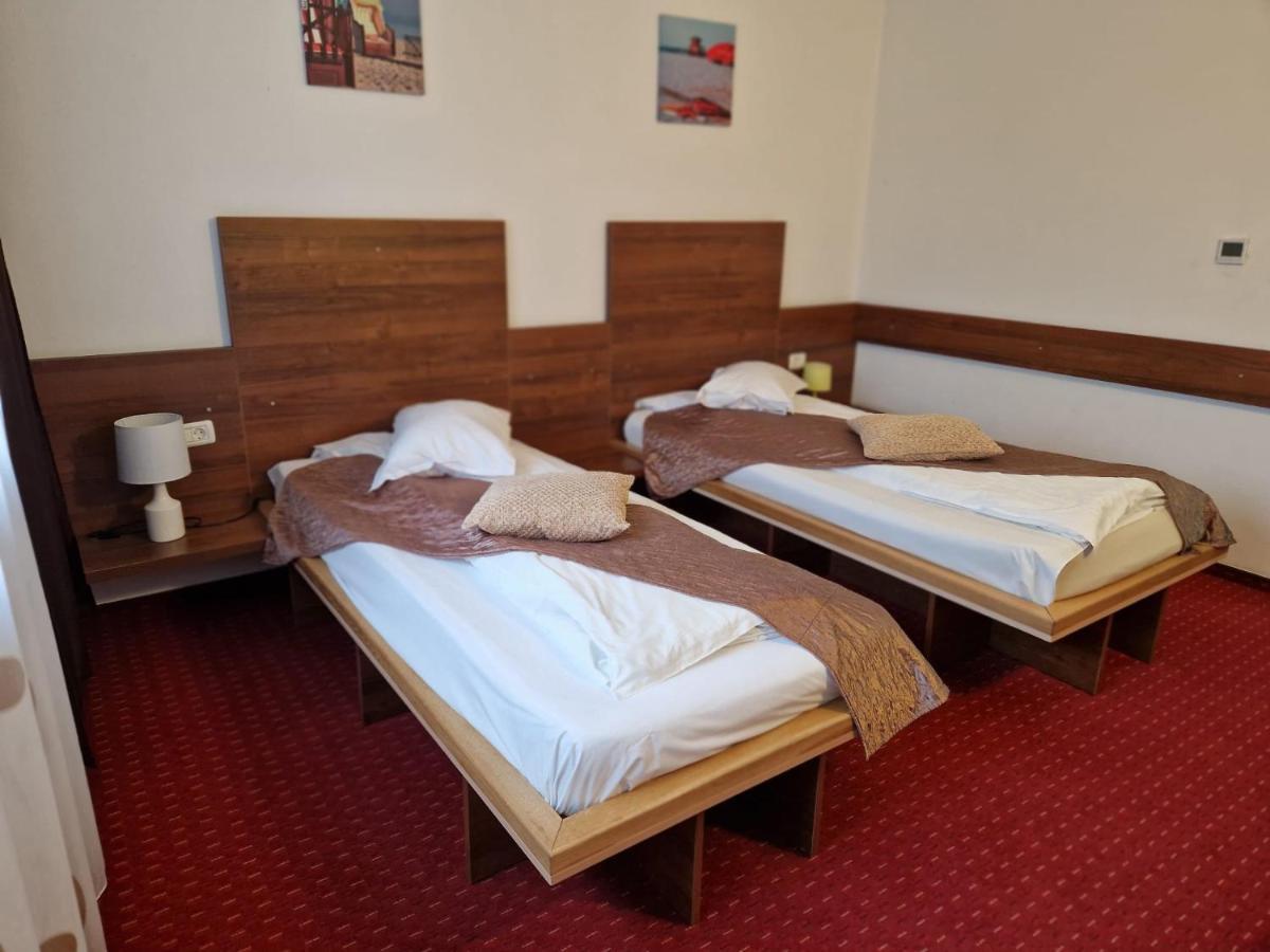 Pensiunea Carpe Diem Râmnicu Vâlcea Exterior foto