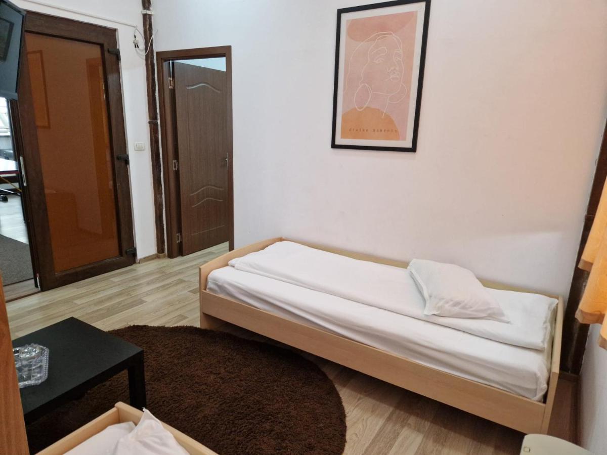 Pensiunea Carpe Diem Râmnicu Vâlcea Exterior foto
